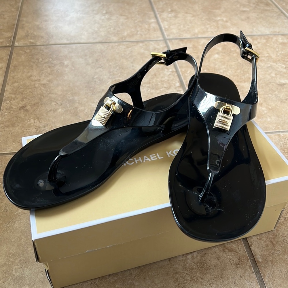Michael Kors Mira Jelly Thong Sandals 9